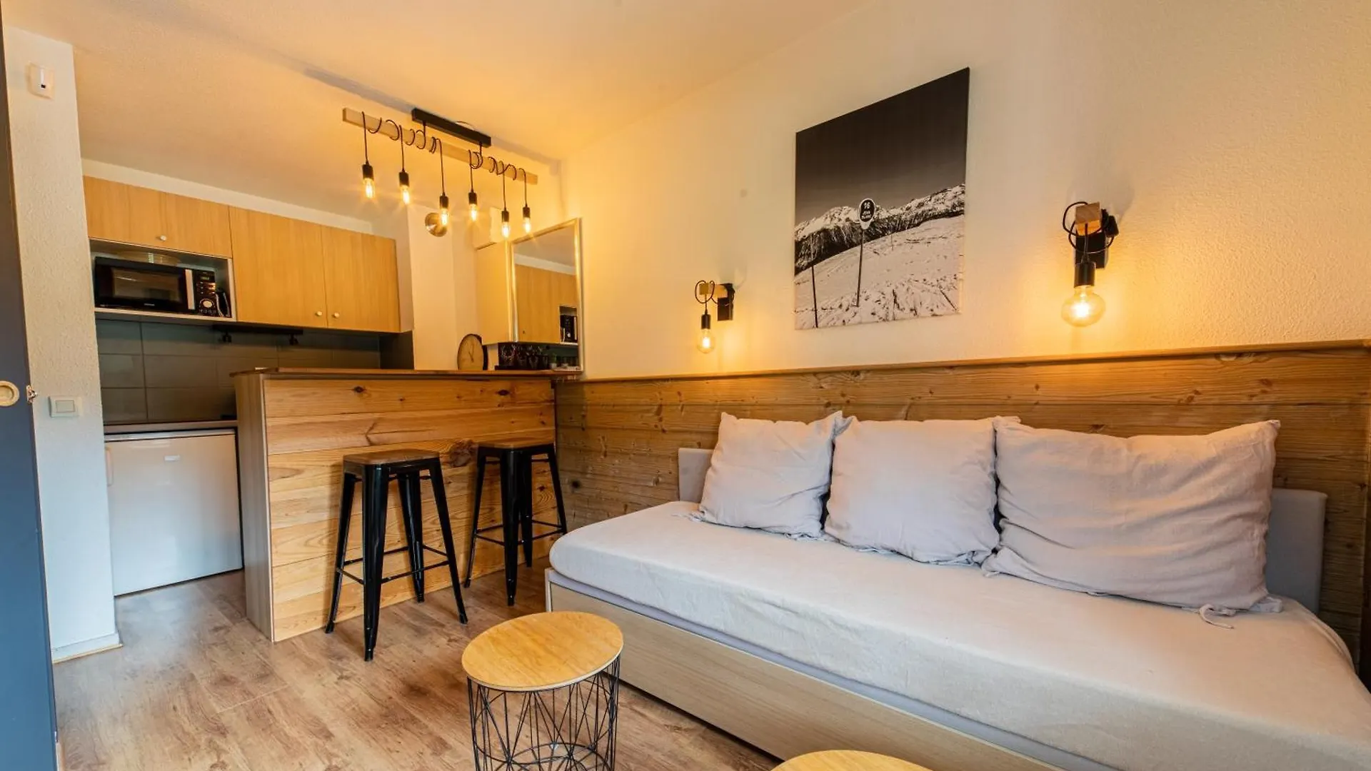 Courchevel Au Pied Des Pistes, La Tania Apartment 0*,