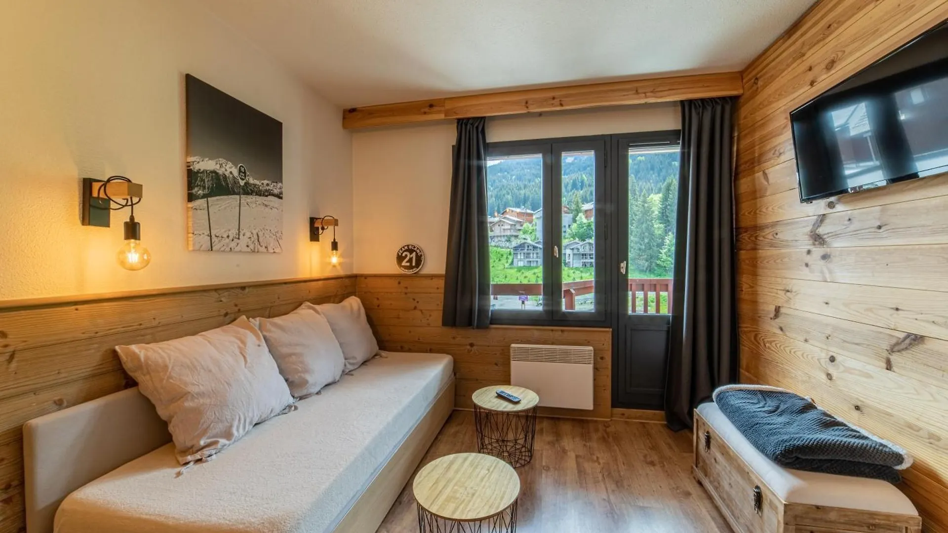 Courchevel Au Pied Des Pistes, La Tania Apartment